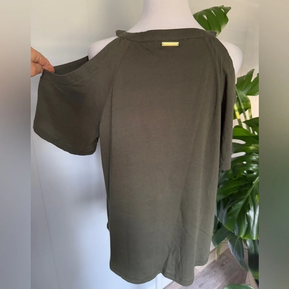 NWOT. Michael Kors  Olive green shoulder-off Top Size L